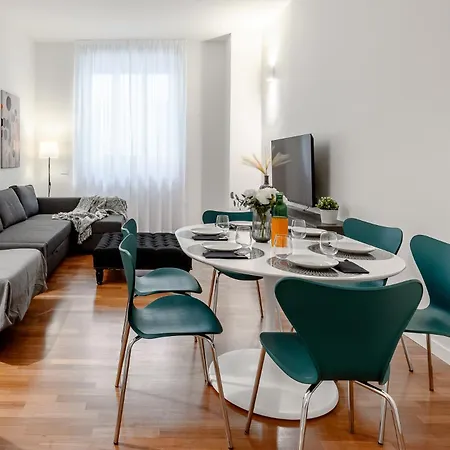 Stayeasy Crocetta - Duomo Walking, 2 Bedrooms 2 Baths Appartamento