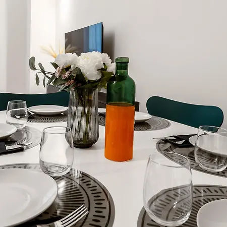 Appartamento Stayeasy Crocetta - Duomo Walking, 2 Bedrooms 2 Baths