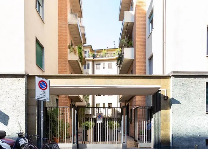 Stayeasy Crocetta - Duomo Walking, 2 Bedrooms 2 Baths * Mediolan