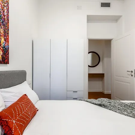 Apartamento Stayeasy Crocetta - Duomo Walking, 2 Bedrooms 2 Baths